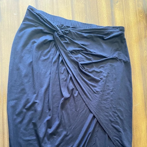 Three Dots - Tulip Knit Skirt - Balck - Size M - Picture 3 of 7